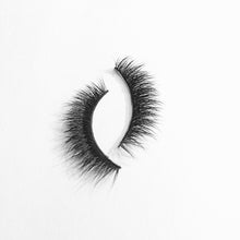 Load image into Gallery viewer, Scarlett - Coco Mink Lashes