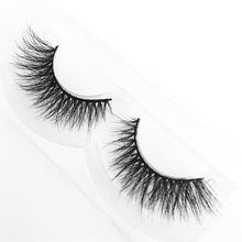 Load image into Gallery viewer, Chloe - Coco Mink Lashes