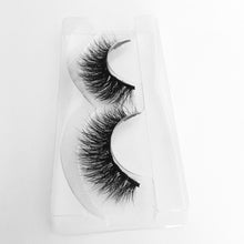 Load image into Gallery viewer, Foxy - Coco Mink Lashes