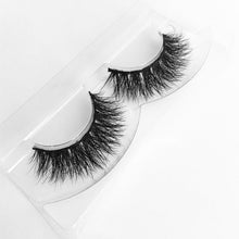 Load image into Gallery viewer, Foxy - Coco Mink Lashes
