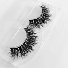 Load image into Gallery viewer, Sophie - Coco Mink Lashes