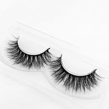 Cargar imagen en el visor de la galería, Miami - Coco Mink Lashes