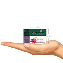 Cargar imagen en el visor de la galería, Biotique Bio Berry Plumping Lip Balm 12 Gm