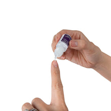 Load image into Gallery viewer, Nailene Super Strong, Fast-Drying Nail Glue