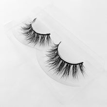 Load image into Gallery viewer, Dixie - Coco Mink Lashes
