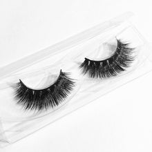 Cargar imagen en el visor de la galería, Naughty - Coco Mink Lashes