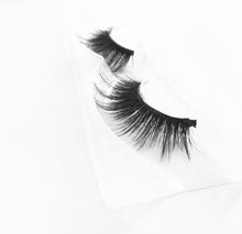 Load image into Gallery viewer, Jane - Coco Mink Lashes
